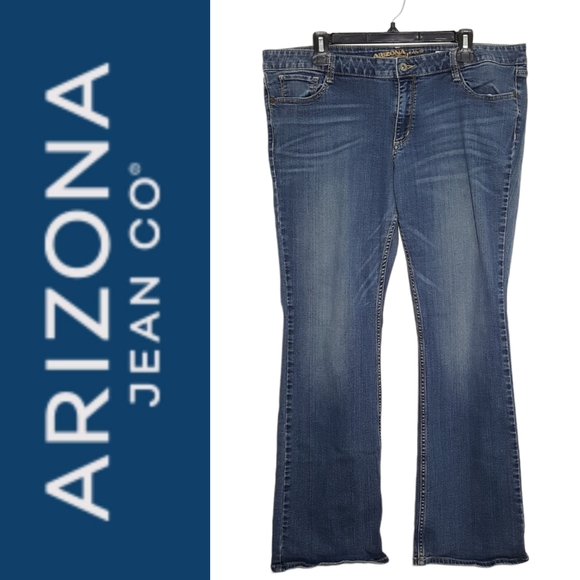 Arizona Jean Company Jeans Arizona Jean Co Low Rise Bootcut Jeans 9 Average Junior Plus Size